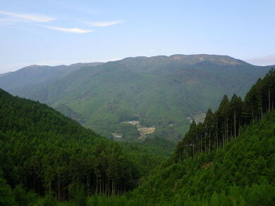 高新山巡り・四国百山(41)「陣ヶ森(1013m・初級)」 高新山巡り・四国百山(41)「陣ヶ森(1013m・初級)」