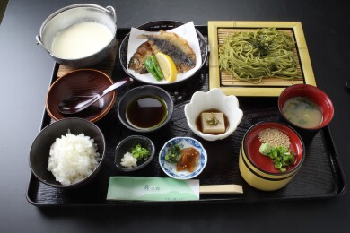<「えひめぐりみきゃん旅割」キャンペーン>新宮茶の里・茶葉古道ウオークと菜の花咲く翠波高原散策 <「えひめぐりみきゃん旅割」キャンペーン>新宮茶の里・茶葉古道ウオークと菜の花咲く翠波高原散策