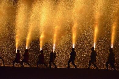 特設観覧席最前方で楽しむ!三河手筒花火「炎の祭典~霜月炎の舞~」2日間 特設観覧席最前方で楽しむ!三河手筒花火「炎の祭典~霜月炎の舞~」2日間