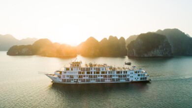 北ベトナム世界遺産の旅・ハロン湾豪華客船「アンバサダー号」と秘境チャンアン＆古都ホアルー5日間