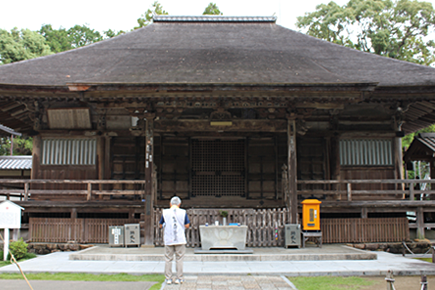 国分寺｜杮葺の本堂